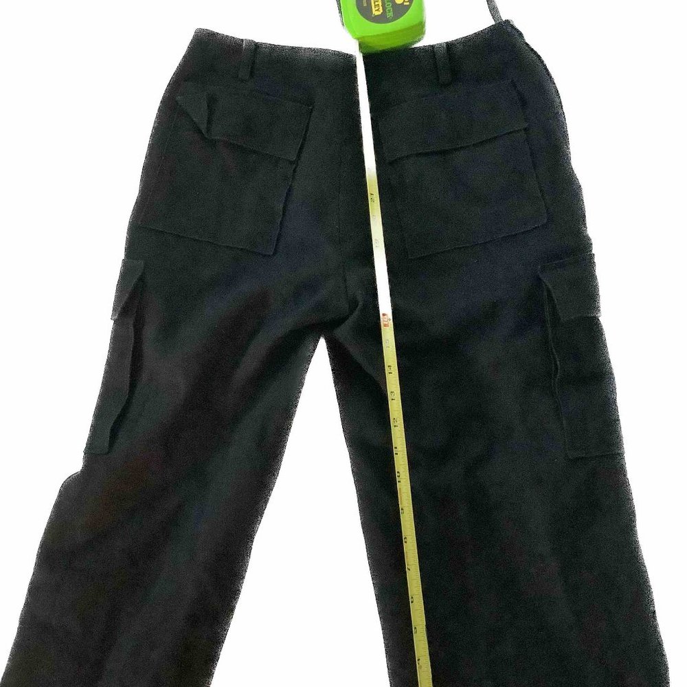 DKNY essentials size 6 wool 3/4 pants